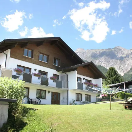 Cozy Apartment In Vandans With Shared Terrace Lejlighed