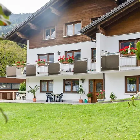 Cozy Apartment In Vandans With Shared Terrace Lejlighed