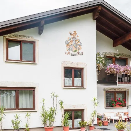 Cozy Apartment In Vandans With Shared Terrace